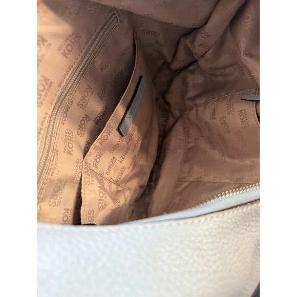 Michael Kors hobo bag in light grey pebbled leather - Excellent Conditon - Picture 5 of 5